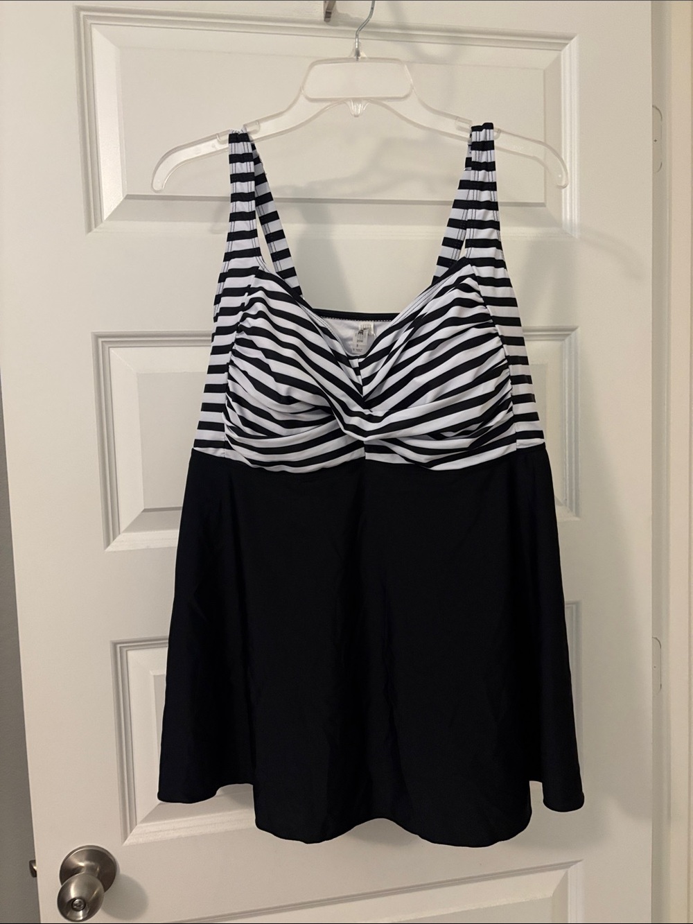 Aqua Eve tankini swimsuit twist-front bodice black & white striped SZ 20W NWT